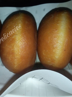 A picture of Ring doughnuts.