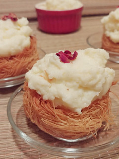 A picture of Othmaliyeh Kunafa with Homemade Cream.