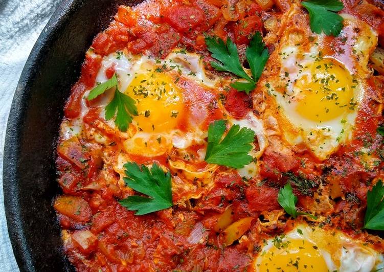 Simple Way to Prepare Quick Shakshuka