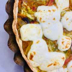 TARTA CON RELLENO DE 🥬LECHUGA🥬-レシピのメイン写真