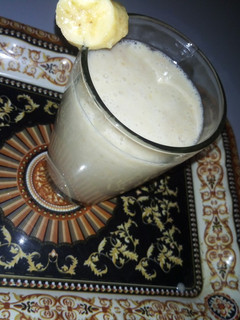 A picture of Banana smoothie.