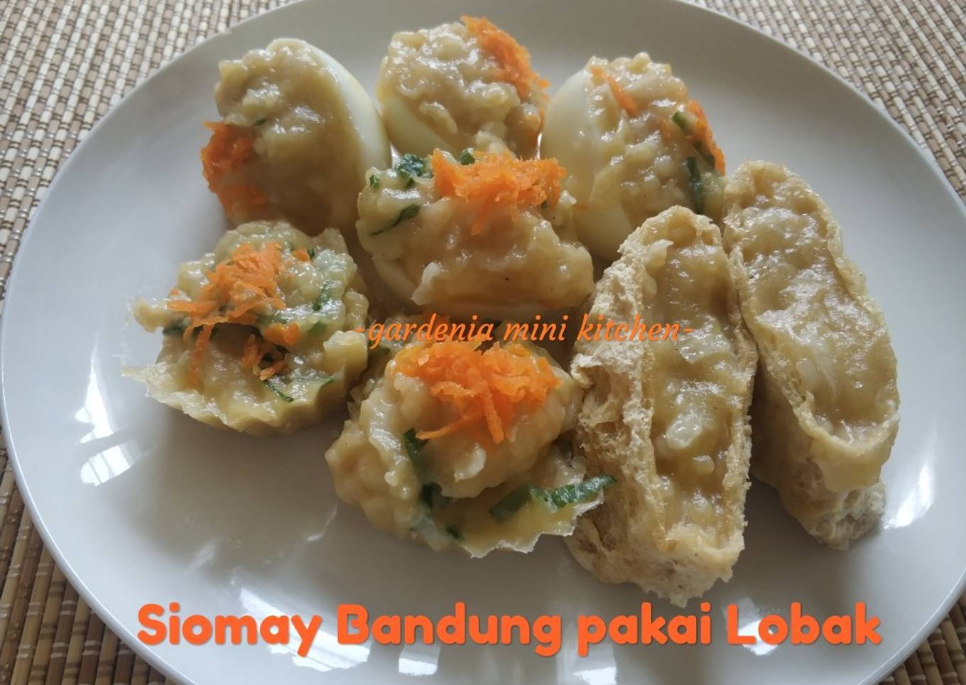 Siomay Bandung pakai Lobak by Bu Fatmah Bahalwan - resep kuliner nusantara