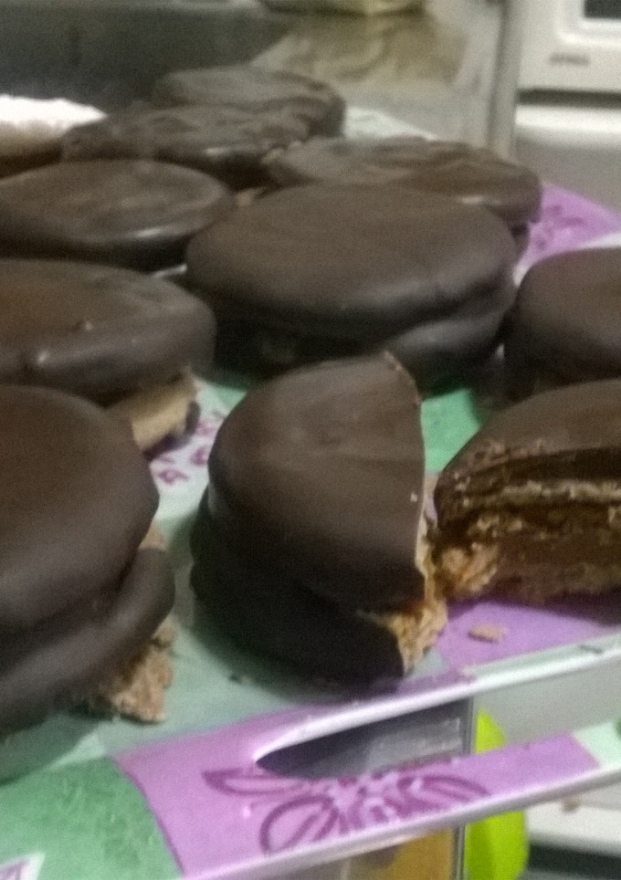 Una foto de Alfajores de chocolate