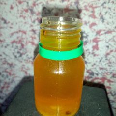 A picture of Homemade carrot oil.