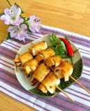 Nấm Đùi Gà Cuộn Sốt Nước Tương Chay