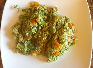 Una foto de Arroz verde con berberechos. #caminodesabores
