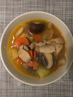 Una foto de Sopa de Miso con cerdo y verduras