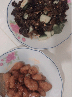 A picture of Black fungus and cucumber salad.