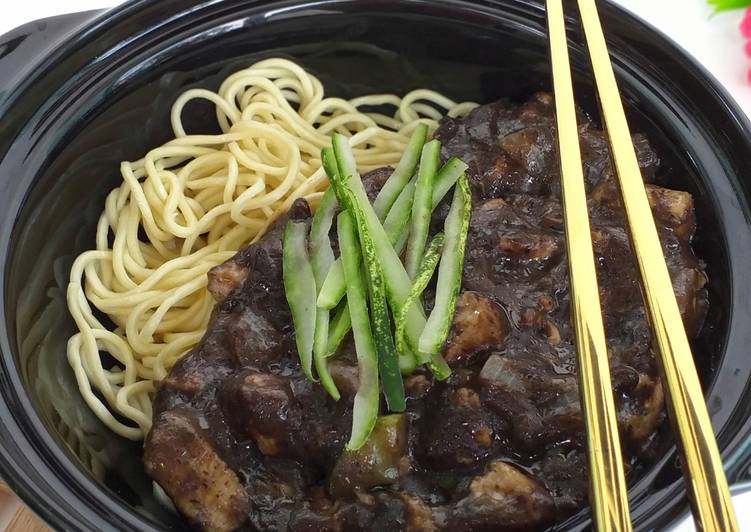 Jjajangmyeon