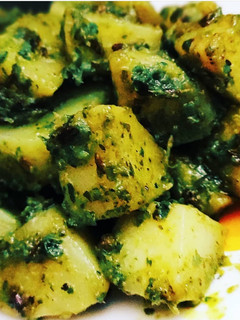 आलू मेथी सब्जी (aloo methi sabzi recipe in Hindi) रेसिपी मुख्य फोटो