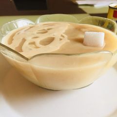 A picture of Kunun Alkama (Wheat-gruel).