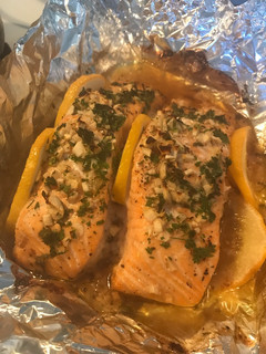 A picture of Honey Lemon Salmon.