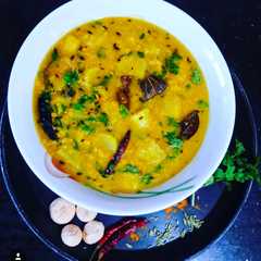 Aromatic Urad daal with Radish রেসিপির প্রধান ছবি