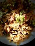 Farfalle sur feuilles de Chêne rouge