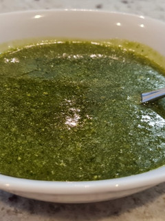 Una foto de Pesto de nueces de macadamia