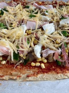 Túró alapú pizza - GM recept fotója
