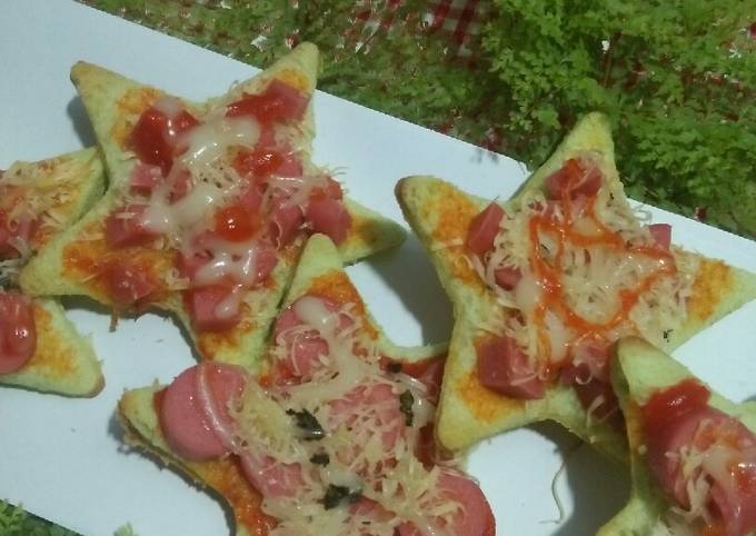 Anti Ribet, Buat Pizza Bintang Roti Tawar Enak Dan Mudah