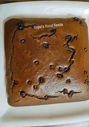 चॉकलेट केक (chocolate cake recipe in Hindi) रेसिपी मुख्य फोटो