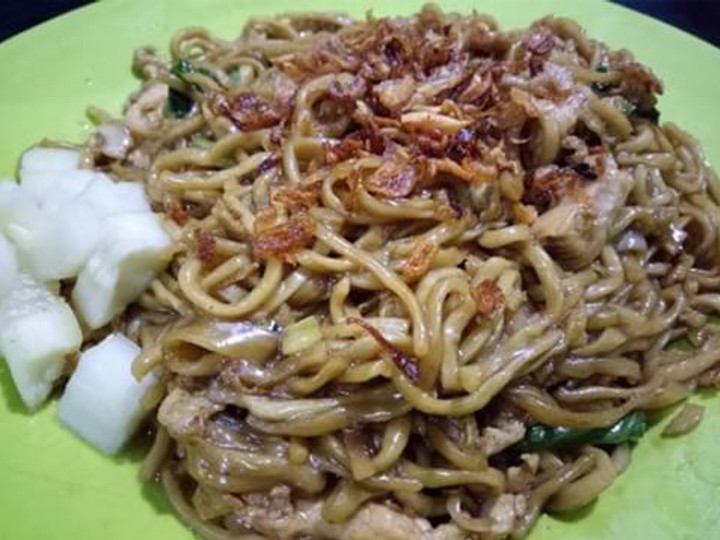 Ini dia! Cara termudah memasak Mie goreng basah ala ferynaVerins  istimewa