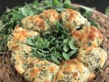 طابات الجبنة والزعتر