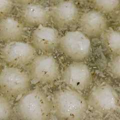 A picture of Bakso ayam anti gagal.