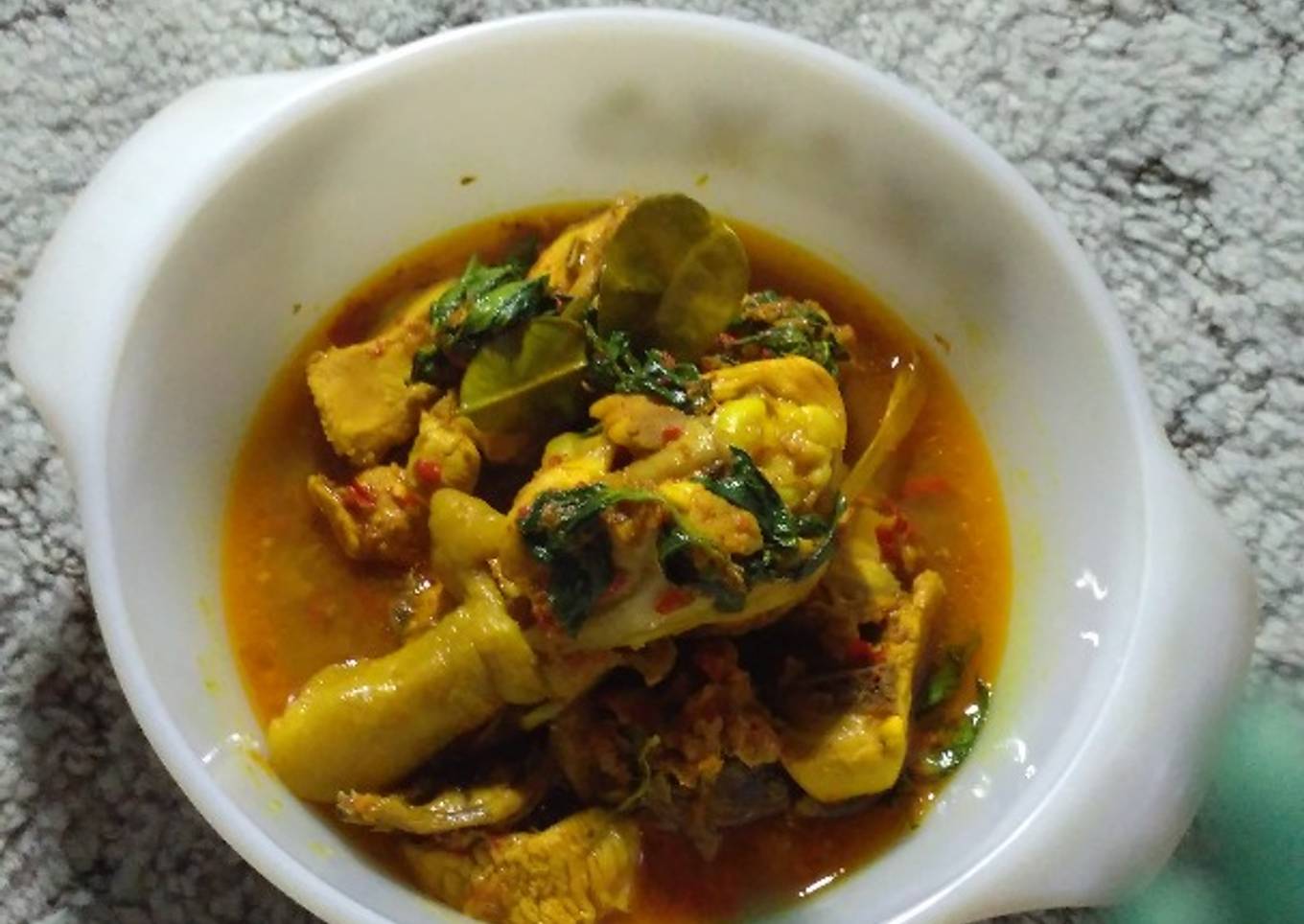 Ayam Rica-rica Kemangi
