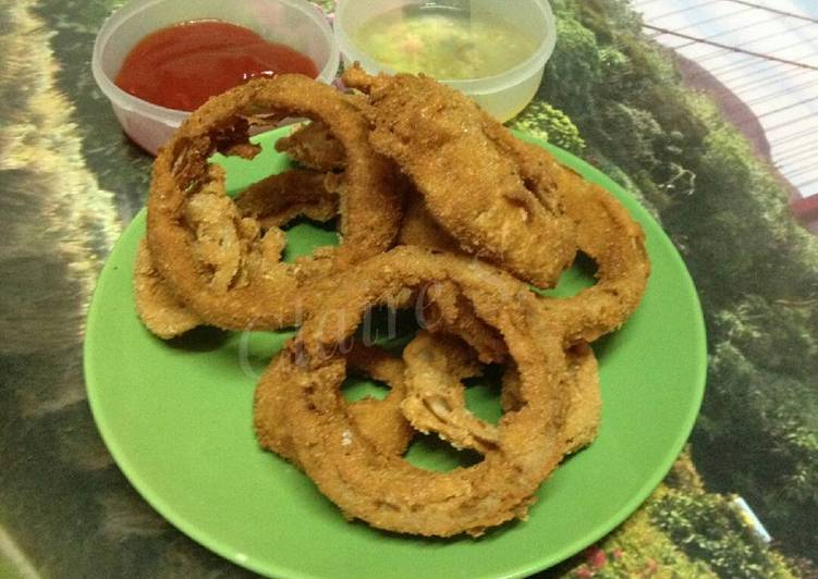 Simple Way to Make Quick Extra Crispy Fried Onion Rings