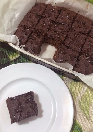 Hình của món Bánh Brownie yến mạch đỗ đen đậu đỏ.
