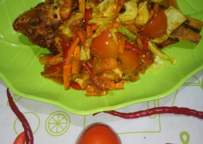 Nila siram bumbu kuning Asam manis Mm Anna