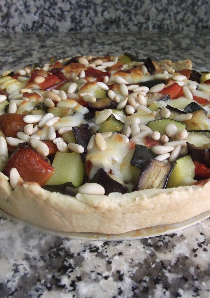 Una foto de Tarta agridulce de verduras al horno