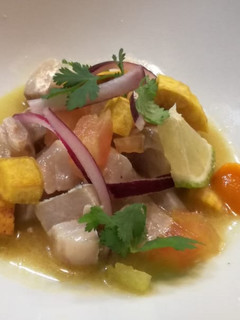 Una foto de Ceviche de dorada