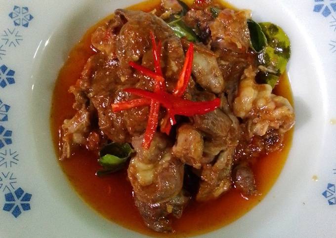 Bagaimana Menyiapkan Ati ampela pedas manis yang Menggugah Selera