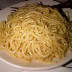 A picture of Asian Garlic Noodles.