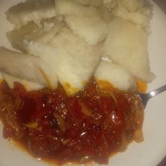 A picture of Yam & sauce.