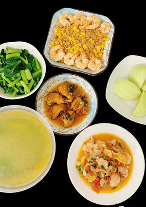 Hình của món Hoa nở trong vườn - Tôm nõn xào ngô ngọt.