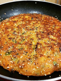 રવા નો હાંડવો (Rava Handvo Recipe In Gujarati) રેસીપી મુખ્ય ફોટો