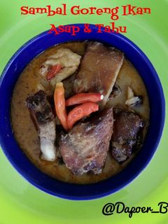 Foto resep Sambal Goreng Kuah Santan Ikan Asap & Tahu