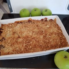 A picture of My Apple & Peach Crumble.