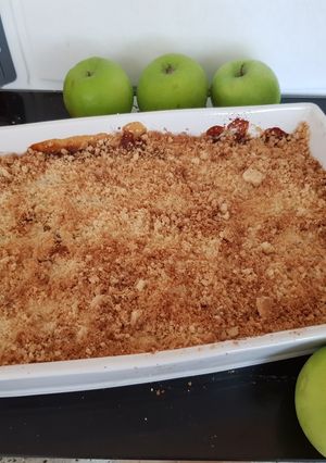 A picture of My Apple & Peach Crumble.