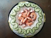 Una foto de arroz con pulpo camarones