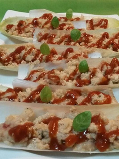Una foto de Endibias con revuelto de gambas