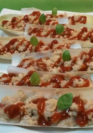 Una foto de Endibias con revuelto de gambas