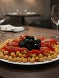 Pimientos de Piquillo Rellenos de Garbanzos de bote con Olivas Negras