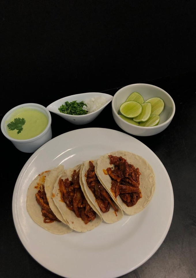 Una foto de Tacos al Pastor