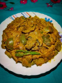 মাশরুম দো পেঁয়াজা (mushroom do peyaja recipe in Bengali) রেসিপির প্রধান ছবি