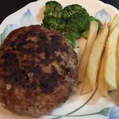 Hambagu with Japanese saus রেসিপির প্রধান ছবি