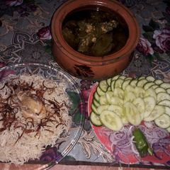 Palak gosht & yakhni pulao A picture of Palak gosht & yakhni pulao.