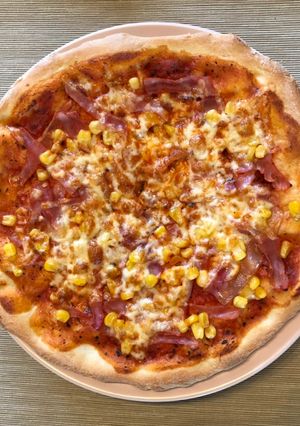 Vékony, ropogós pizza recept fotója