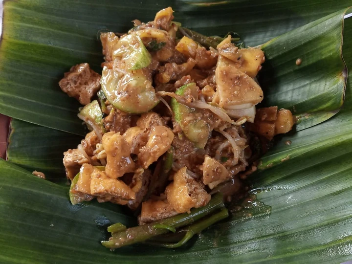 Cara Gampang Menyiapkan Resep Rujak Petis yang Lezat Sekali Anti Ribet, Mantap