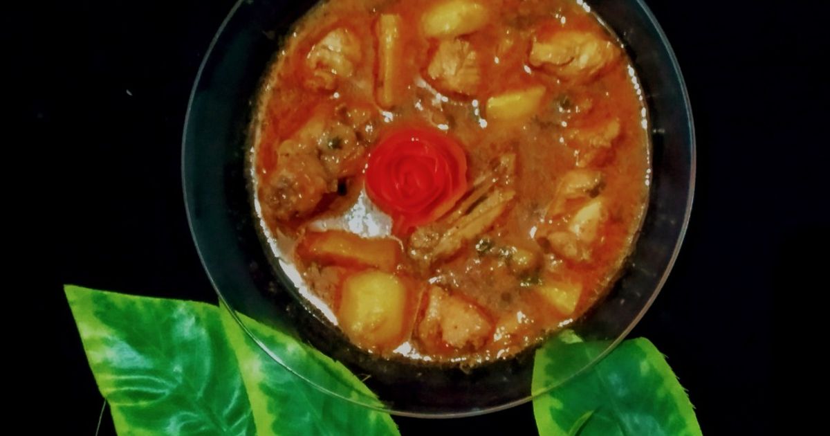 Aloo Chicken Recipe by Farwa sajjad - Cookpad